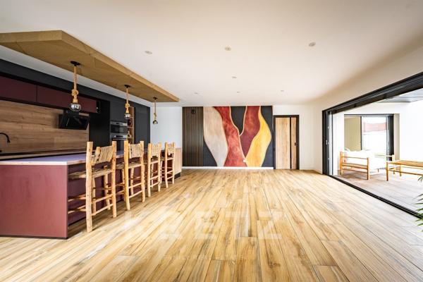 DIJON – Villa d’architecte contemporaine de plain-pied avec piscine & prestations d’exception