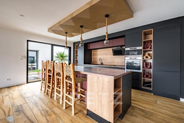 DIJON – Villa d’architecte contemporaine de plain-pied avec piscine & prestations d’exception