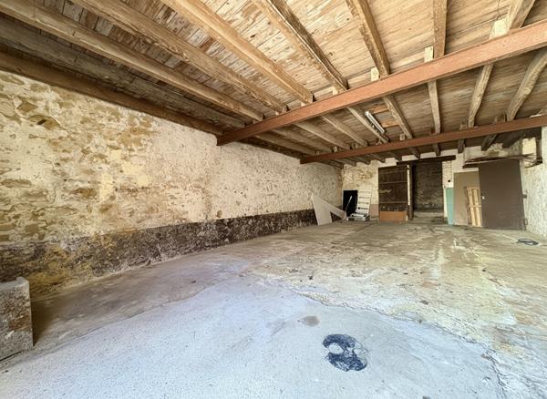 Maison 4 chambres - Sceaux Sur Huisne - 130m² - garage - cave 
