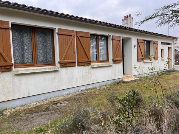 Maison familiale à Challans (85300) sur terrain arboré