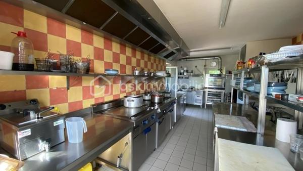 Local d'activités de 161 m²