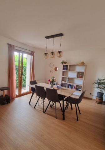 Maison Pouilley Les Vignes 5 pièce(s) 115 m2