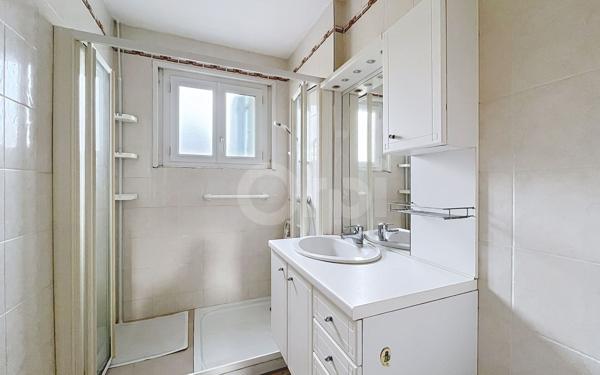 Maison à vendre    4 pièces •  Mouleydier