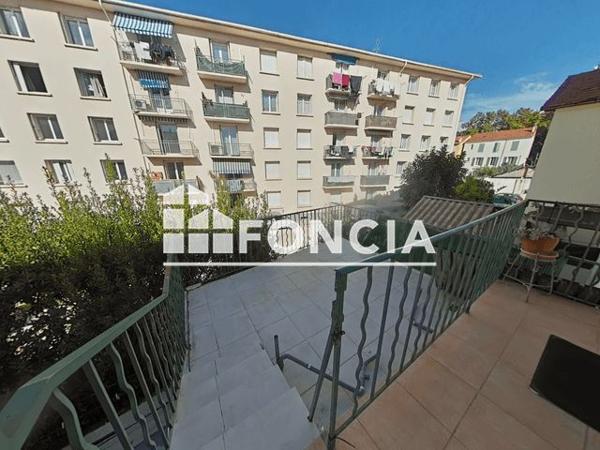 Location Appartement 3 pièces 69.7 m² - 118 RUE MOREAU Toulon 83000