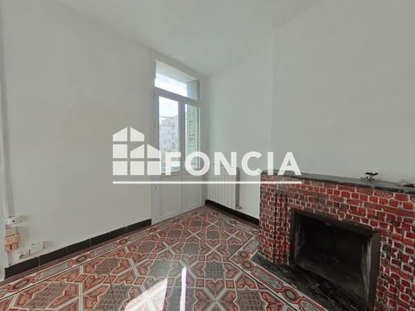 Location Appartement 3 pièces 69.7 m² - 118 RUE MOREAU Toulon 83000