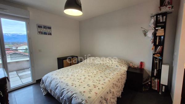 Appartement en attique à vendre 5 pièces PRÉVESSIN MOENS (01) - 105m2 - terrasses (34m2), garage et parking privatif