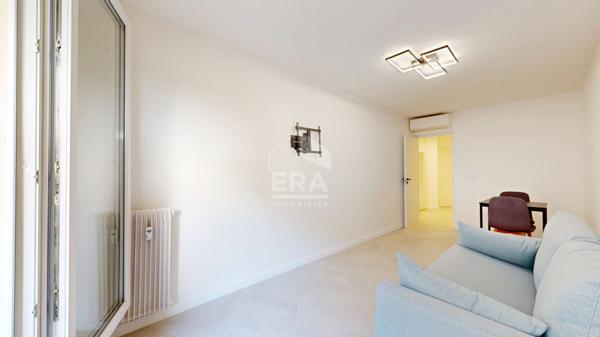 NICE - FLEURS : JOLI F1 AVEC BALCONS AU CALME