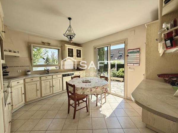 Le Plessis-Bouchard – Maison familiale 7 pièces, 5 chambres, proche toutes commodités