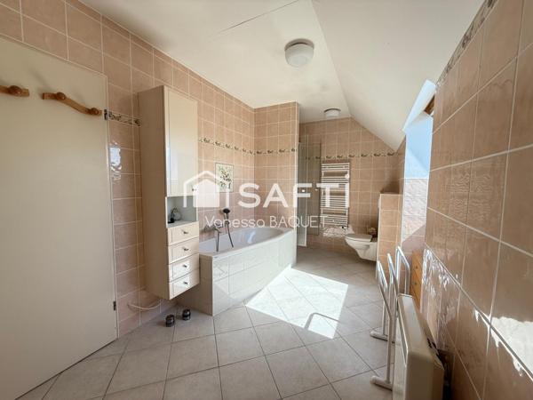 Le Plessis-Bouchard – Maison familiale 7 pièces, 5 chambres, proche toutes commodités