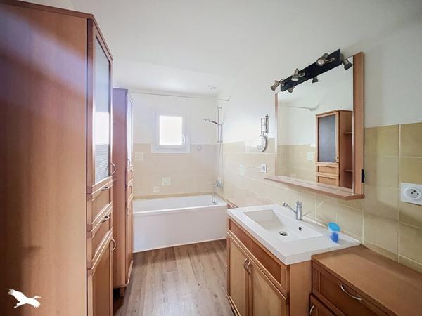 Maison à vendre 340 000 € Le Taillan-Médoc 5 p 94 m² DPE D