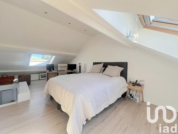 Maison à vendre 8 pièces 214 m² Lésigny