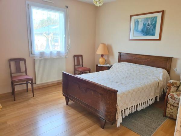 La Méaugon (22440) maison traditionnelle sur 1000 m2 de terrain clos, avec 4 chambres