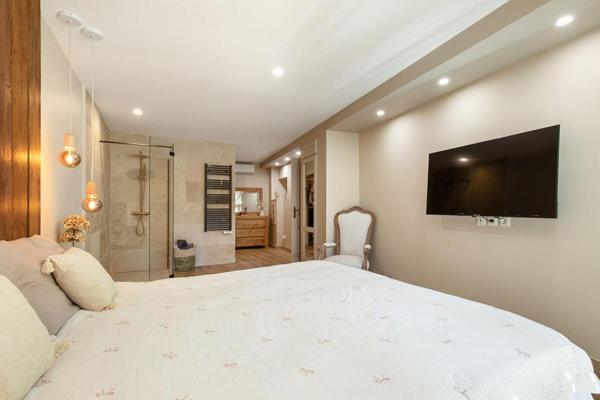 Très belle villa avec piscine