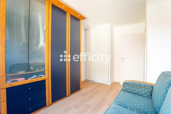 Maison
         4 pièces
        - 93 m² Exclusivité 490 000 € *