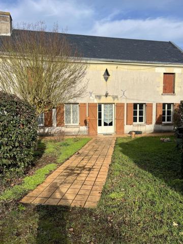 Maison à rénover entièrement.