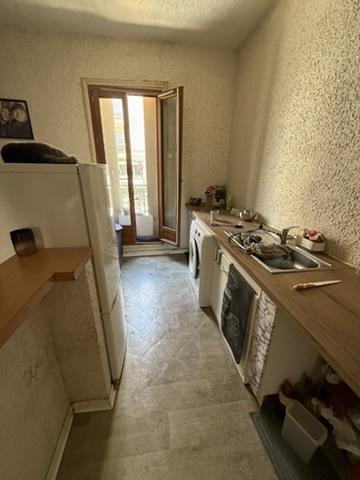 Immeuble
        
        - 246 m² 290 000 € *