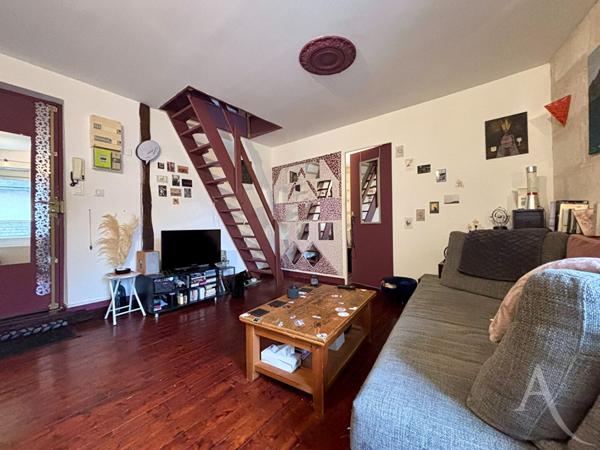 Duplex 3 pièces lumineux avec charme - hyper centre !