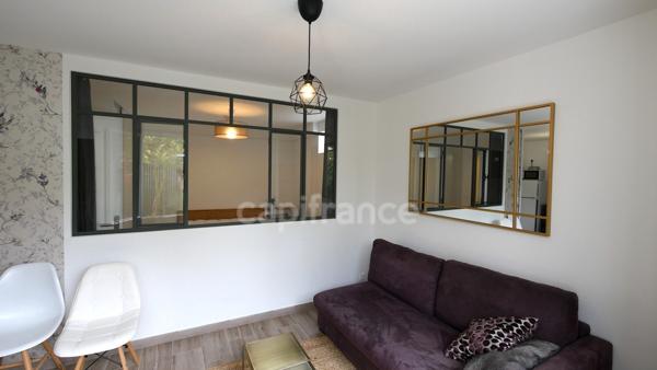 Dpt Val de Marne (94), à louer CRETEIL appartement T2, rez-de-jardin. Construction 2021.