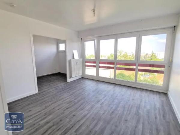 Appartement à louer 1 pièce 31.98m² Laon (02000)
