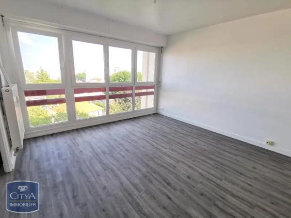 Appartement à louer 1 pièce 31.98m² Laon (02000)