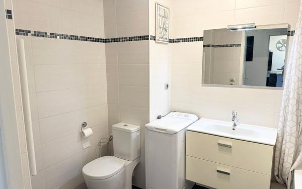 Appartement à vendre    2 pièces • 45 m2 Nice