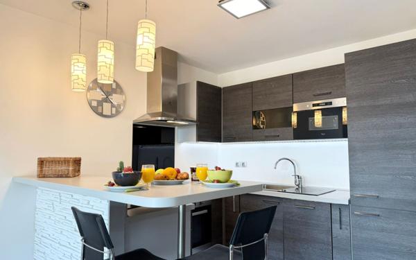 Appartement à vendre    2 pièces • 45 m2 Nice