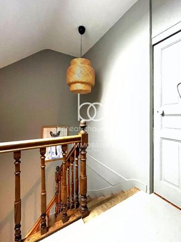 VANNES Maison 7 pièces 163 m²