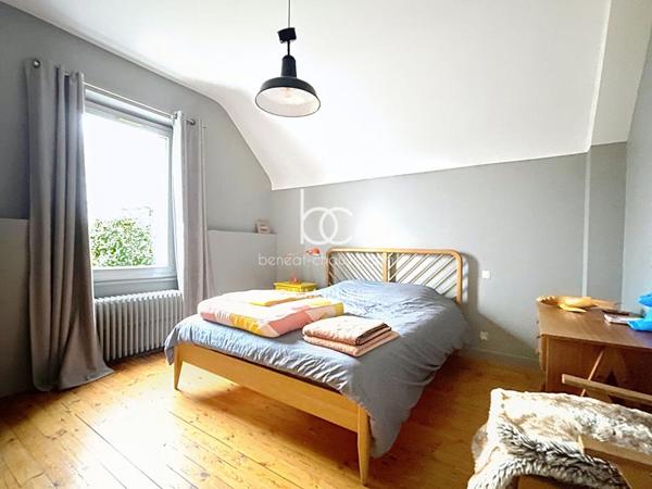 VANNES Maison 7 pièces 163 m²