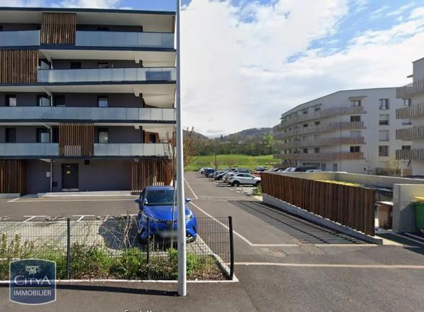Parking à louer Eybens (38320)