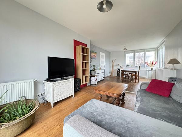 A vendre Maison avec cinq chambres à Coulounieix Chamiers