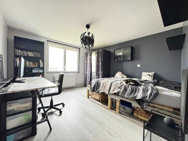 A vendre Maison avec cinq chambres à Coulounieix Chamiers