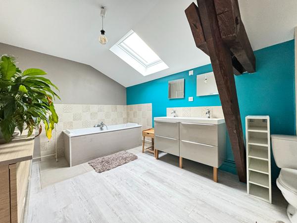 A vendre Maison avec cinq chambres à Coulounieix Chamiers