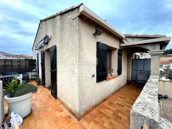 Immeuble mixte - Maison d'habitation Vitrolles (6 pièces) - Cabinet de Kinésithérapie