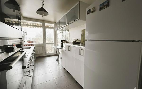 Appartement à vendre    3 pièces • 65,39 m2 Antony