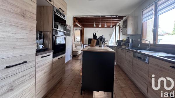 Maison à vendre 5 pièces 107 m² Saint-Just-Sauvage