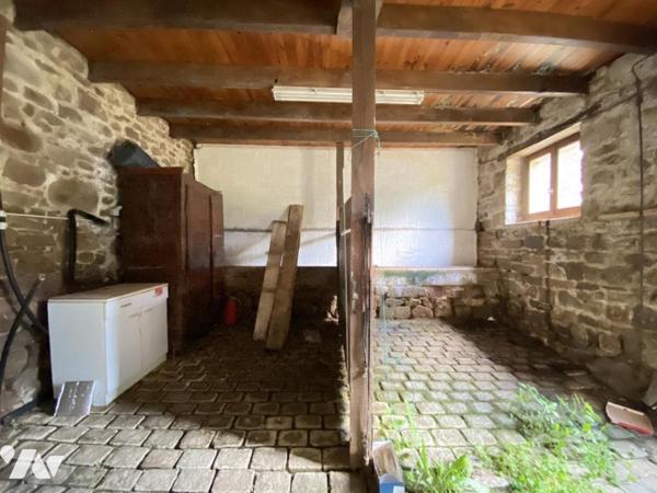 Ensemble de deux maisons avec 6 hectares