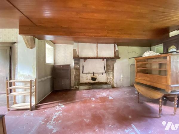 Ensemble de deux maisons avec 6 hectares