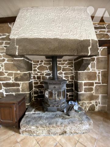 Ensemble de deux maisons avec 6 hectares