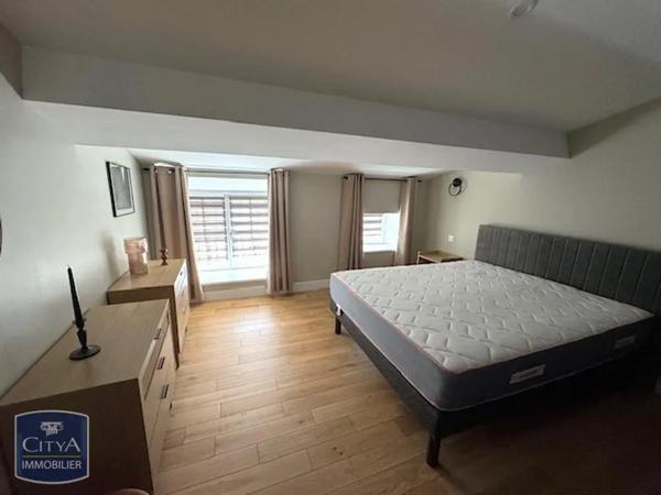 Appartement à louer 2 pièces 71.7m² Carcassonne (11000)
