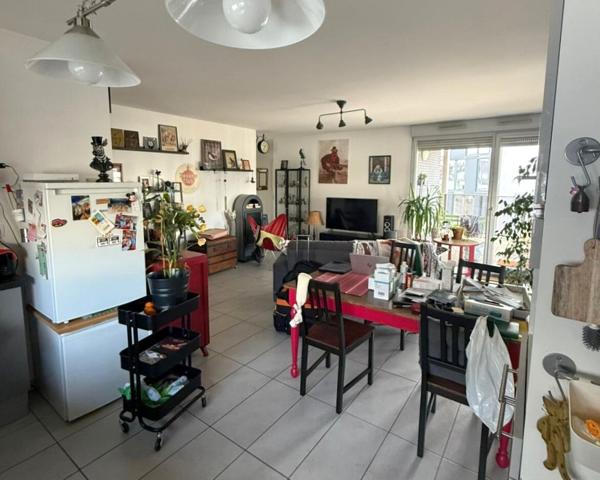 T3 lumineux avec balcon et garage ? Résidence récente