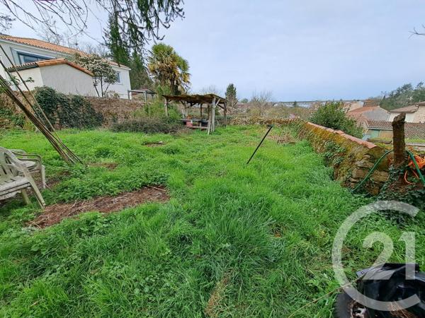 Maison à vendre  2 pièces - 125,30 m2 PARTHENAY - 79