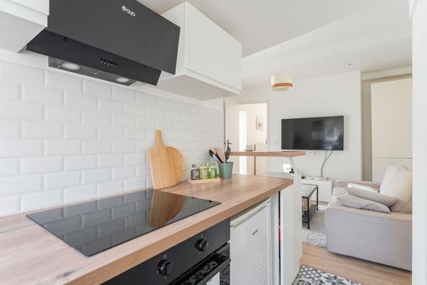 Appartement type 2 avec jardin et piscine