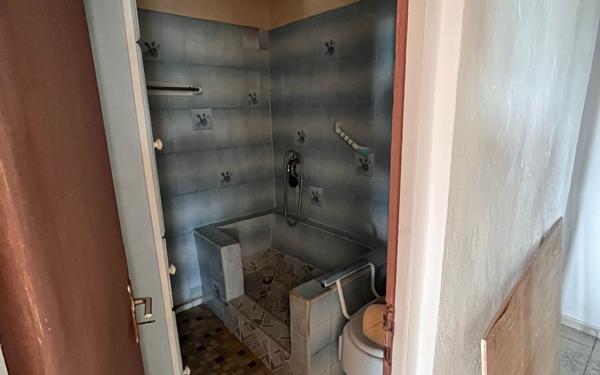 Maison à vendre    5 pièces •  Baie-Mahault