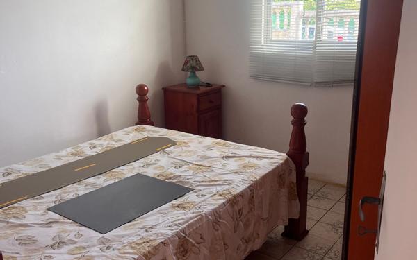 Maison à vendre    5 pièces •  Baie-Mahault