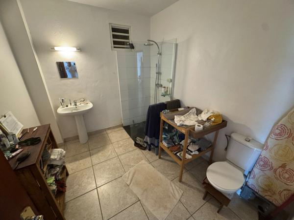 Coup de coeur pour ce très bel appartement T2 de 64 m2 avec sa terrasse