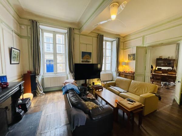 APPARTEMENT DE CHARME