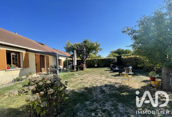 Maison à vendre 7 pièces 135 m² Saint-Lyé