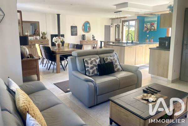 Maison à vendre 7 pièces 135 m² Saint-Lyé