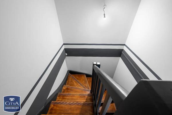 Appartement à louer 4 pièces 99.89m² Saint-Paul (97411)