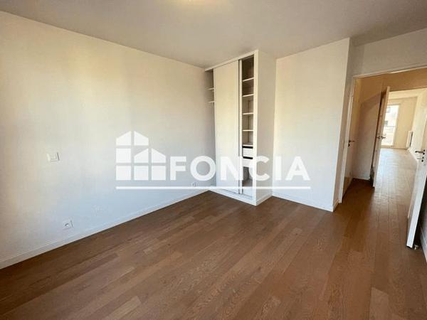Location Appartement 3 pièces 64.5 m² - 129 AVENUE HENRI GINOUX Montrouge 92120